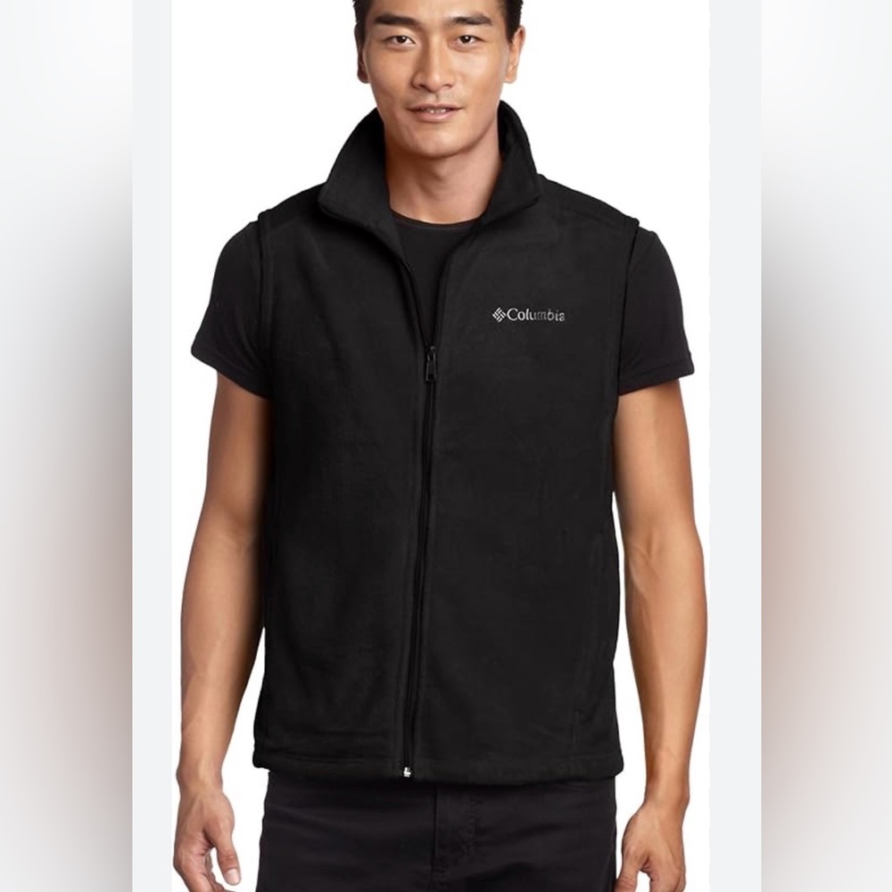 Men’s Colombian fleece black vest GUC size extra large